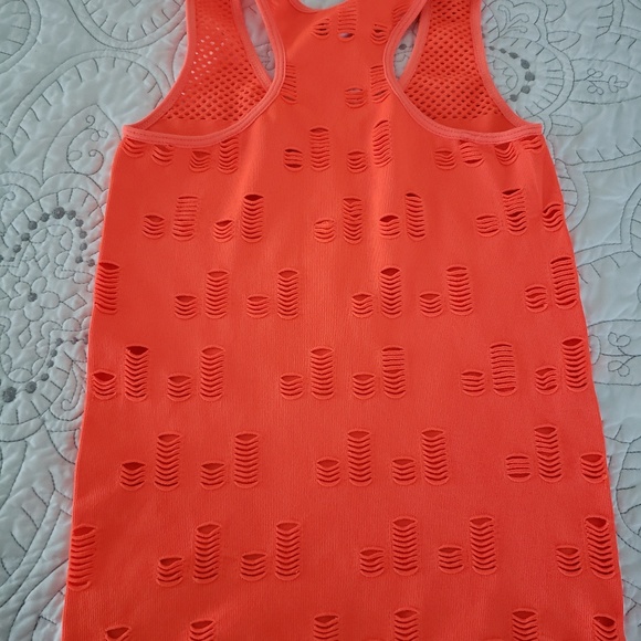 4 pieces exercises tank tops - Picture 4 of 5